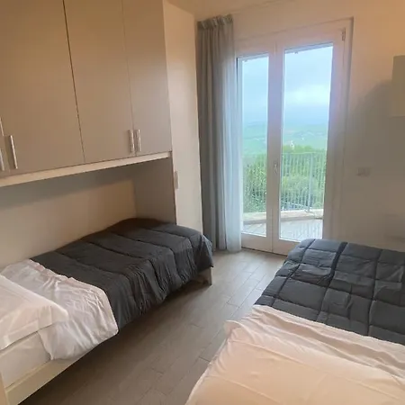 Alba - Soggiorni Le Grotte Apartment Camerano